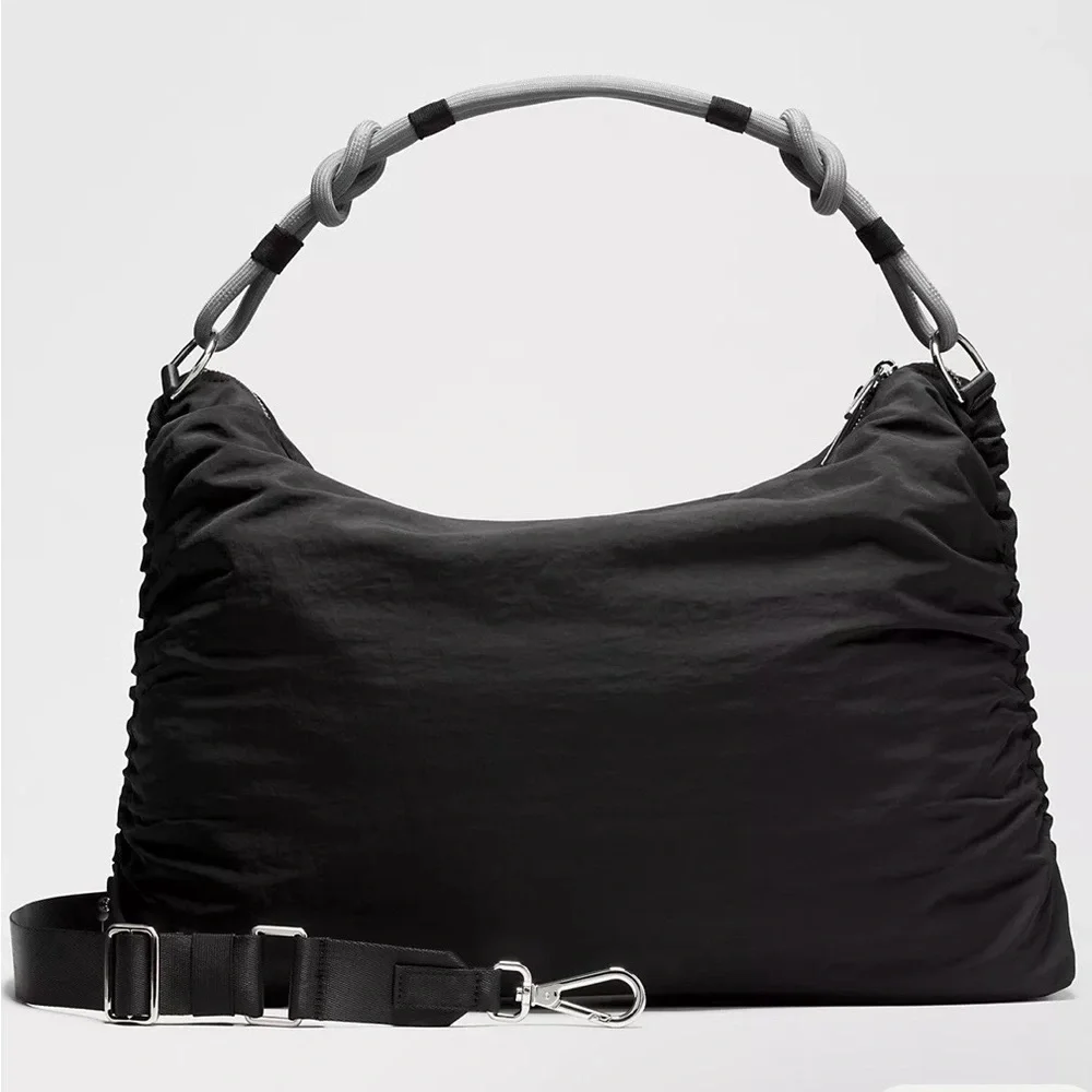 Lululemon Convertible Ruched Crossbody Bag
Large 16L - Picture 3 of 9